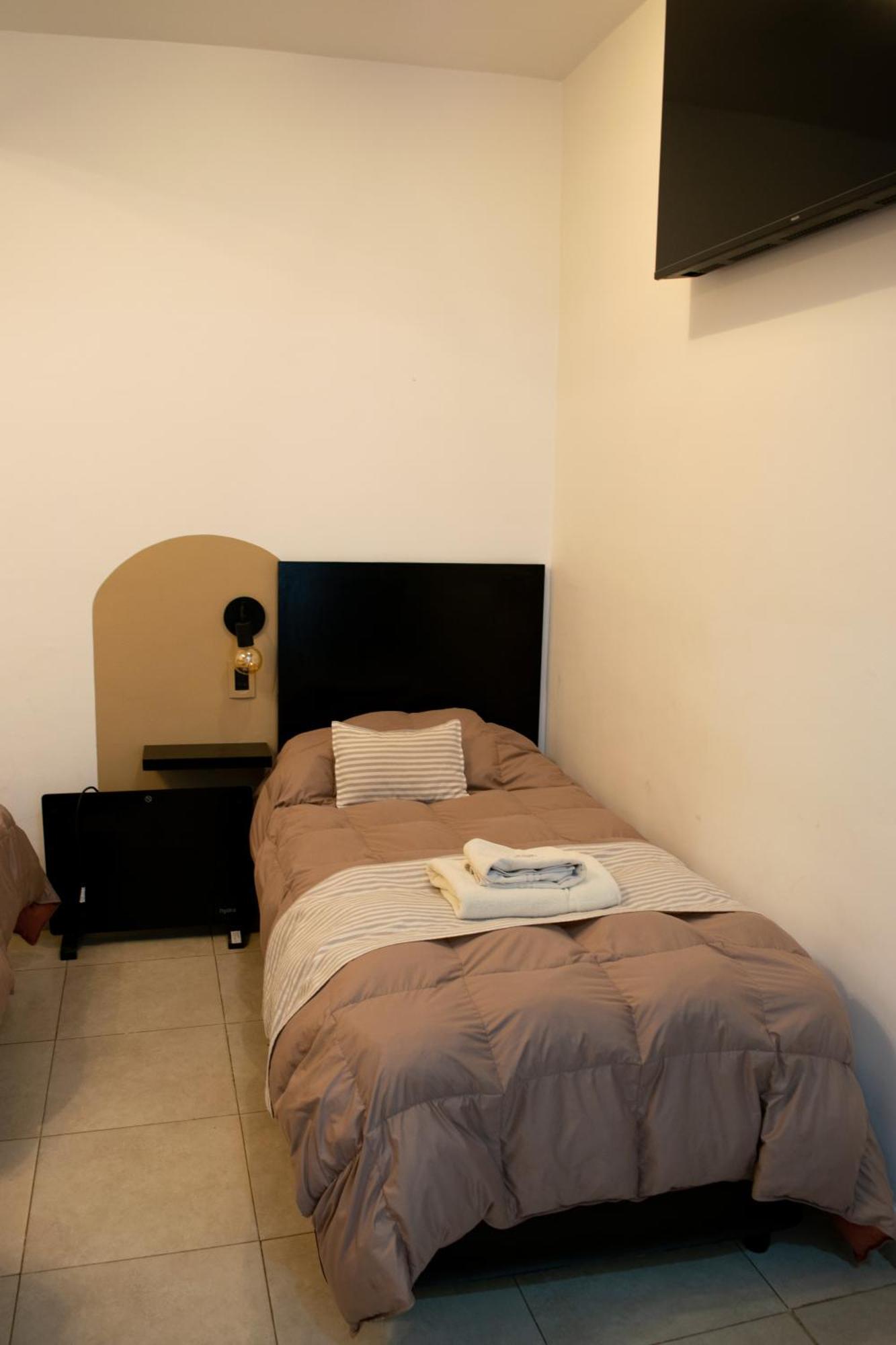 Hotel 20 De Febrero Salta